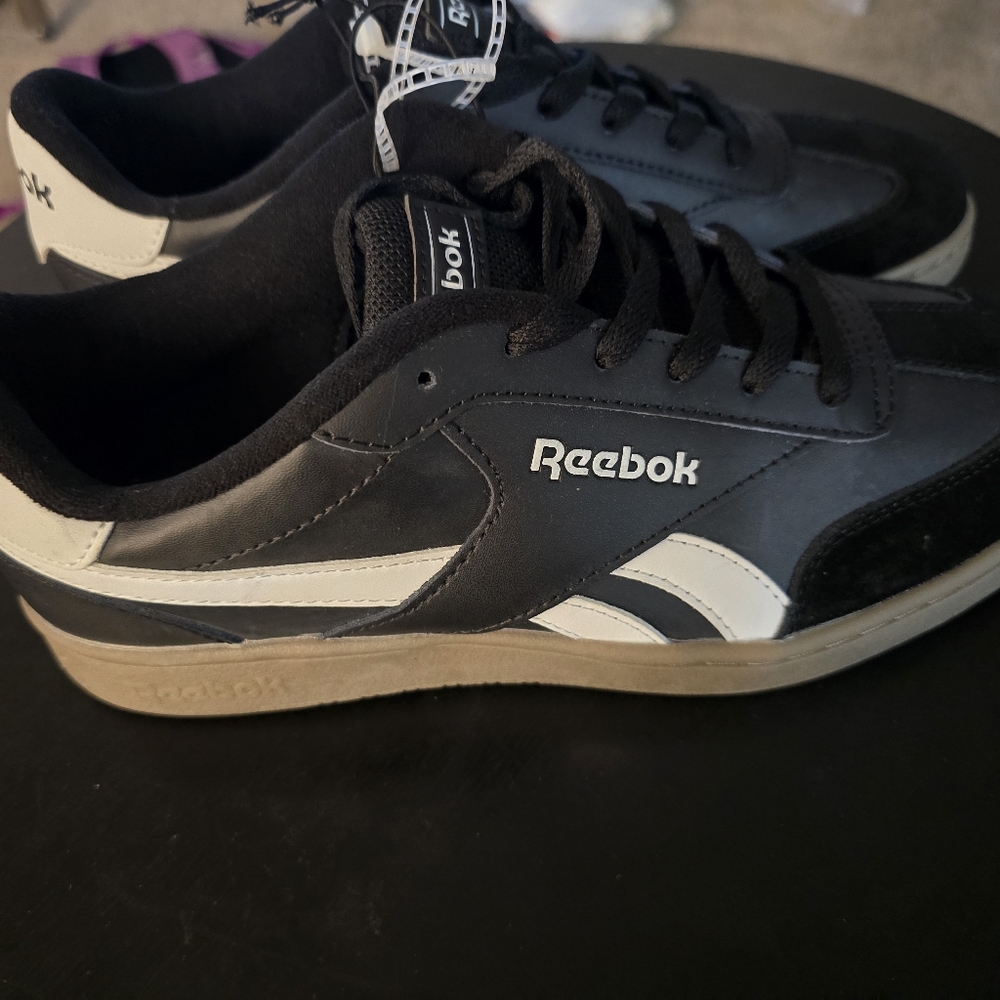 Reebok Men's Black, White, and Gray Sneakers New!!!